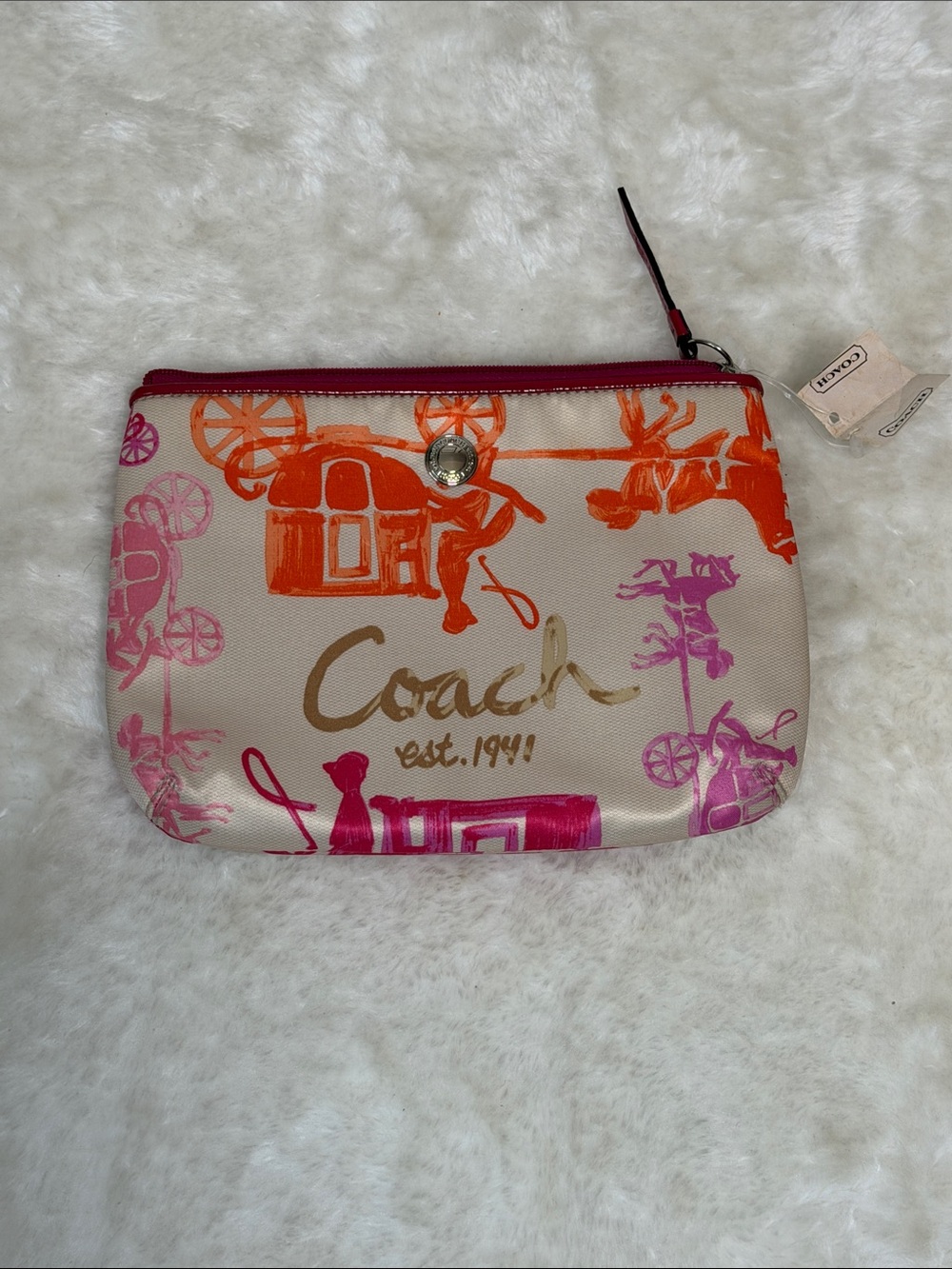 Coach Cream Pouch - Picture 4 of 8